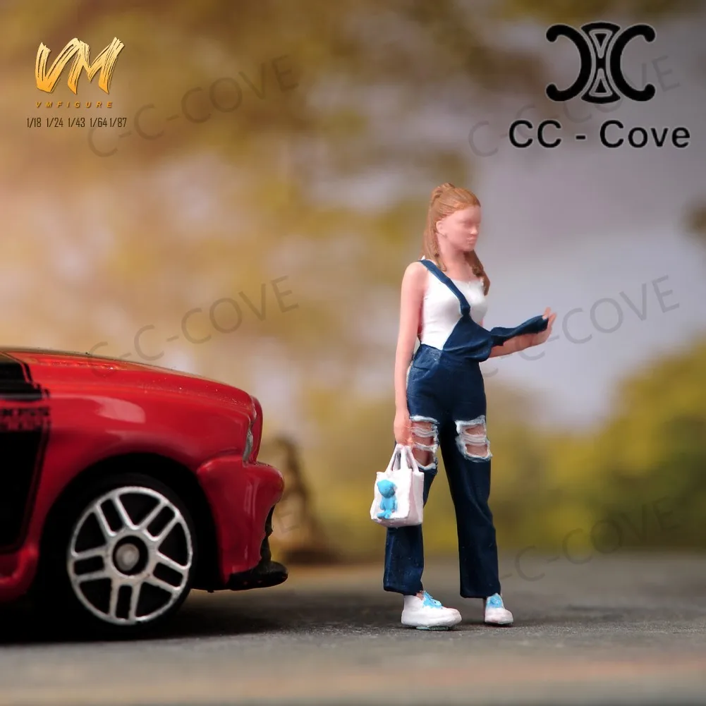 

Painted Miniatures 1/18 1/24 1/43 1/64 1/87 A Cute Girl Wearing Suspender Ripped Jeans Figure Model Toys Gift View Decoration
