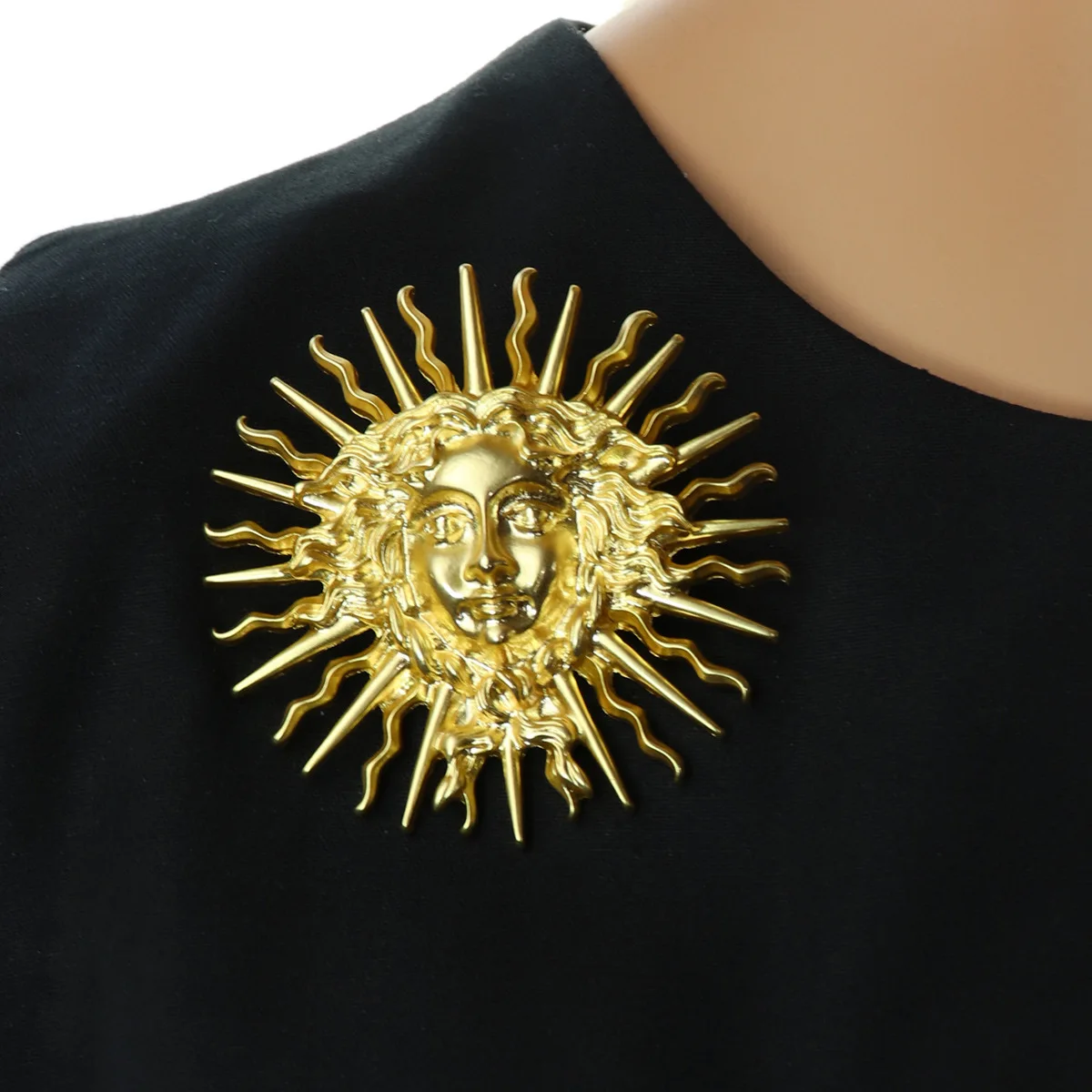 The Middle Ancient Times Style Gold Color Sun Goddess Brooch UNISEX Suit Coat Accessories Brooch