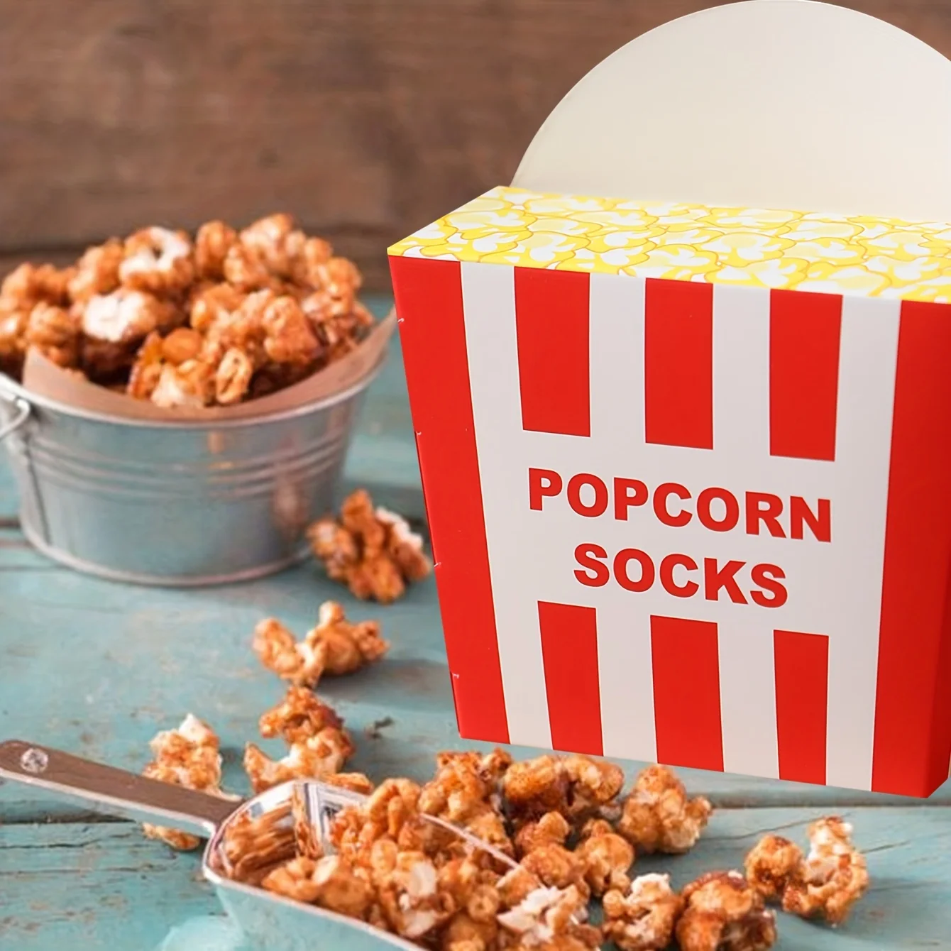 A pair of unique popcorn pattern men\'s and women\'s Halloween gift socks for friends, the best socks for all seasons