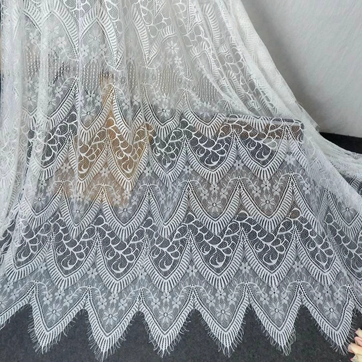 Tela de encaje de pestañas agradable para la piel, 1,5 M x 3M, precio al por mayor, Diy, vestido de novia, tocado, costura, X1146