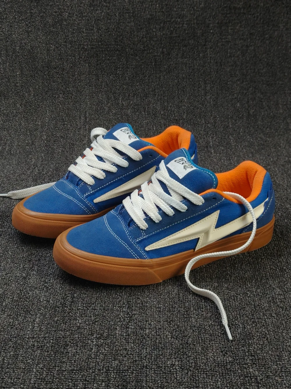 

Американские кеды с вышивкой в стиле Explosion Head Skate, сине-кофейные, модные уличные повседневные кеды, кеды Bread Shoes