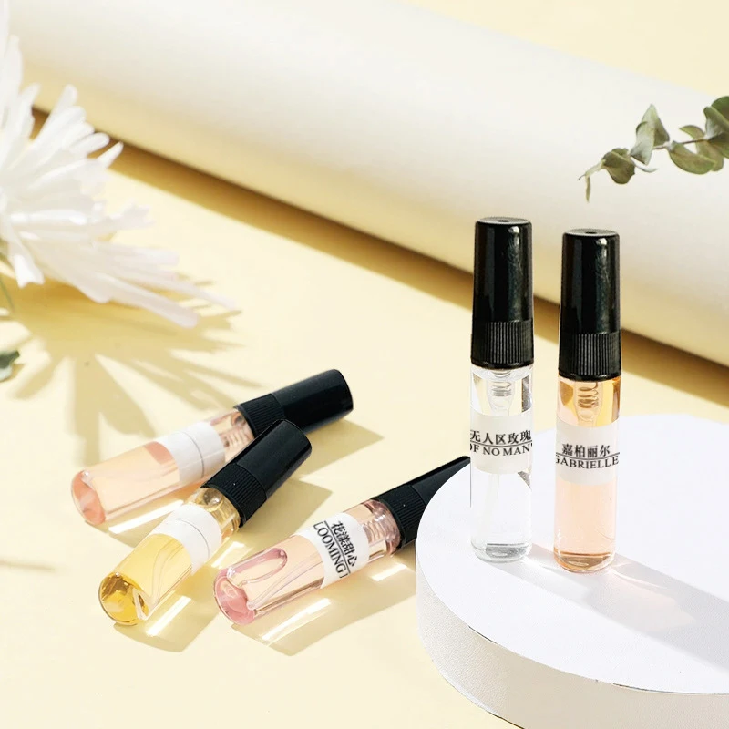 عطر زيتي 5 مل للنساء والرجال عينة رذاذ عطر سائل يدوم طويلاً نكهة الزهور والفاكهة للاستخدام اليومي