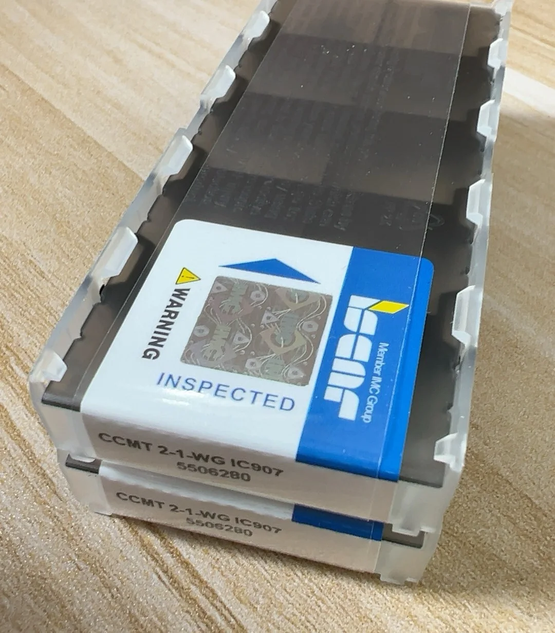 

Hard alloy cutting blades CCMT060204-WG IC907