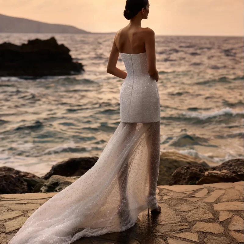Glanzende witte trouwjurken off-shoulder Een roksticker afneembare lange staart bruidsjurken op maat gemaakt