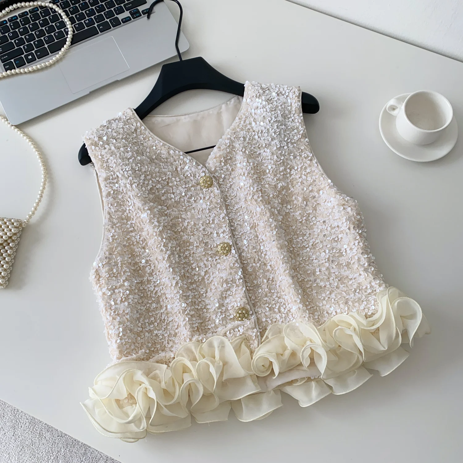 

Chic vintage Edible Tree Fungus sequin Elegant Fashion Sexy cardigan bohemian Women Blouse Women