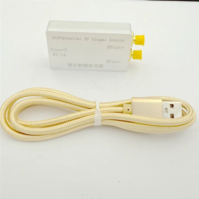 

Differential RF Source 150M-4GHZ RF Clock Signal Source Supports ASK FSK FM Point Frequency Parts