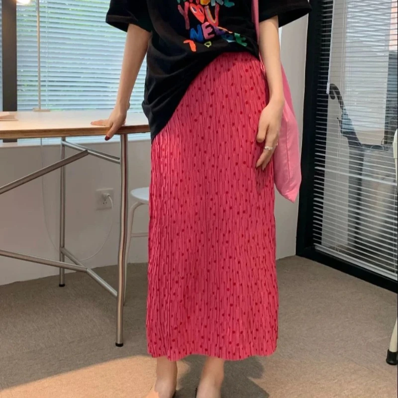 

Rose Red Contrasting Polka Dot Pleated Half Skirt Looks Slimming, Hip Hugging Skirt with Split Back Straight Tube Half Skirt