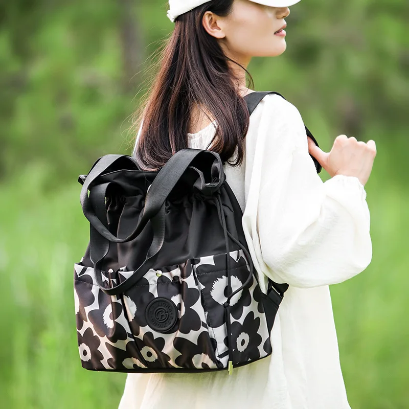 

Fashion Lightweight Backpack for Women 2025 New Large Capacity Short Trip Travel Bag College Student