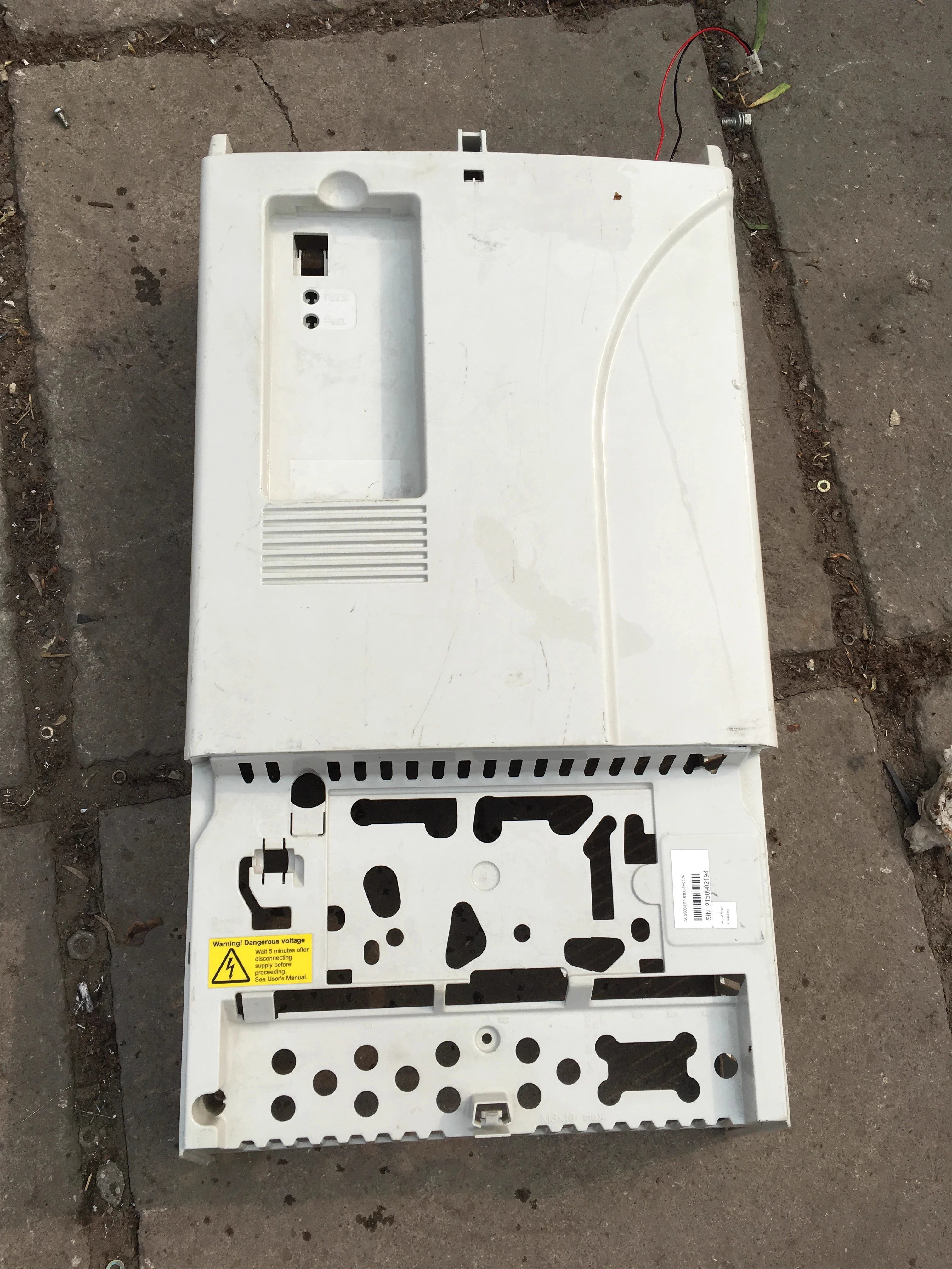 Inverter ACS800 Series 75-90-110-132kw Plastic Housing Plastic Terminal Plastic Case