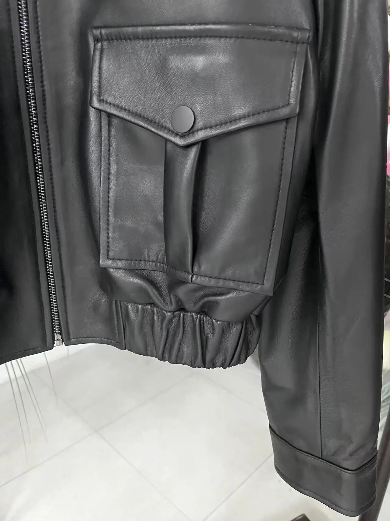 real and natural leather sheepskin jacket for women with turn-down collar black color and wind-proof and water proof fashion aut