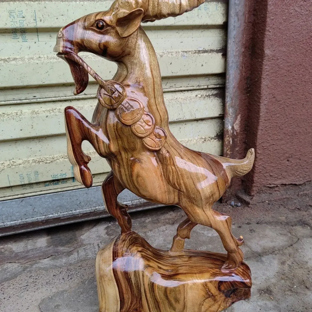 26 in length, 11 in width, and 46 in height. Camphor wood carving, root carving, proud leader, goat, twelve zodiac animals