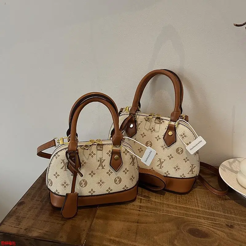 

2025 Spring Crossbody Bag, Versatile Shoulder Purse for Women, Trendy Day-to-Night Tote, Fashion Sling Bag, Minimalist Top