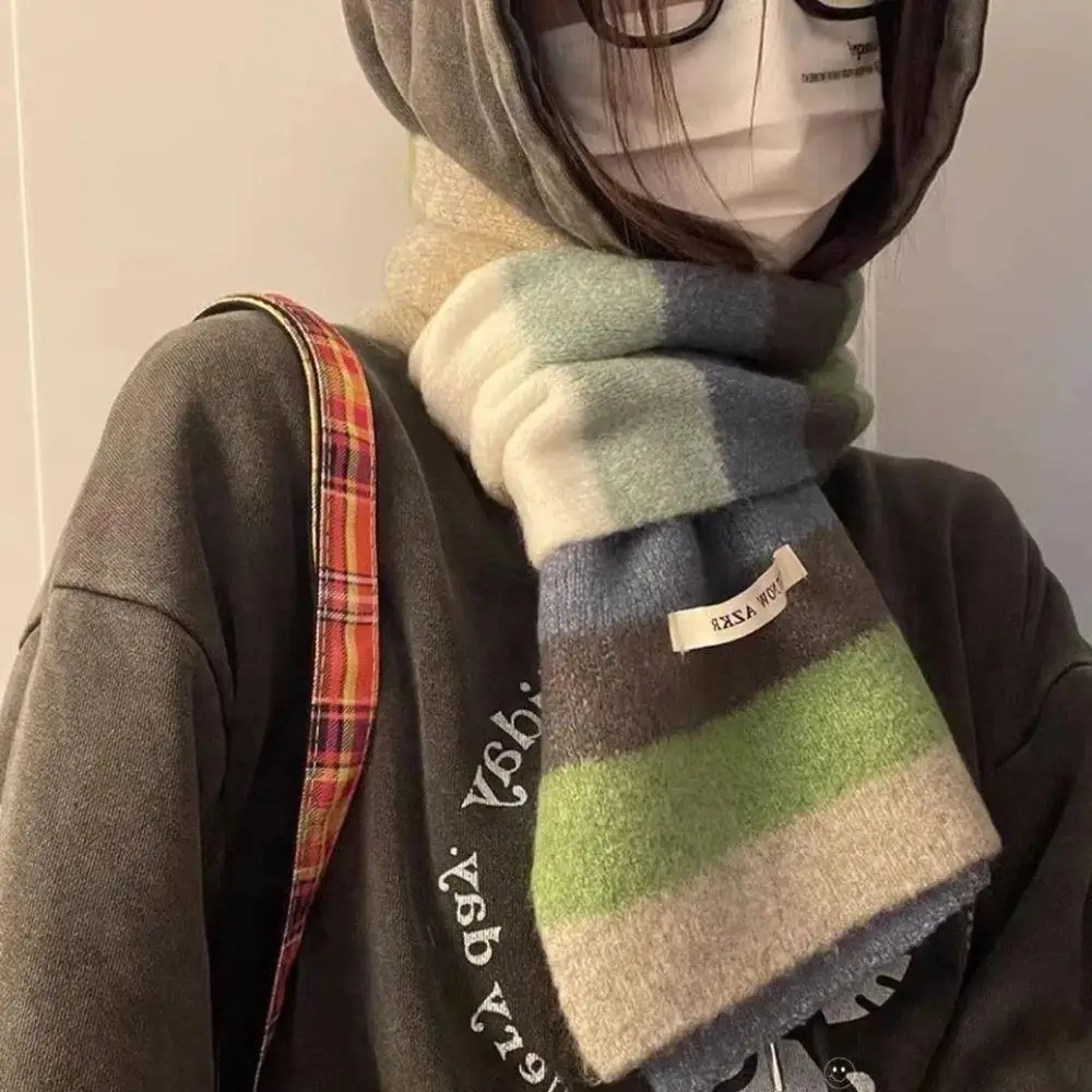 Sciarpa in mohair a strisce arcobaleno per uomo e donna Sciarpa corta in lana con strisce di blocco colore caldo invernale Sciarpe lavorate a maglia per studenti Novità