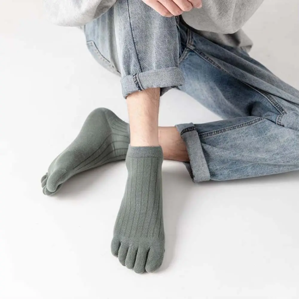 Man Slipper Toe Socks Mesh Hollow No Show Socks Sweat-absorbing Boat Sock Ankle Short Socks Breathable Five Finger Socks