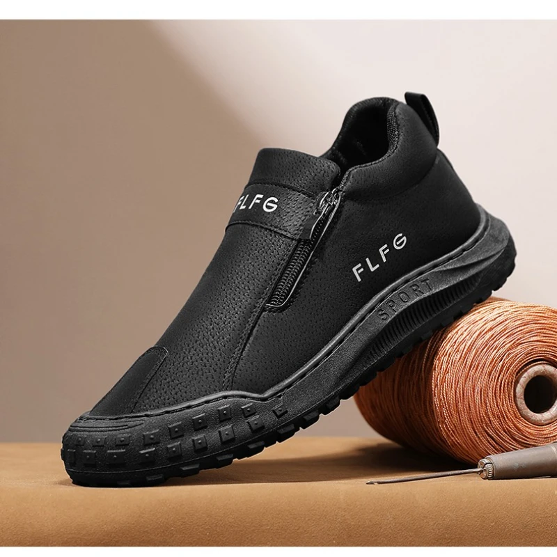 

Men's Mid-top Four-season Style Large-sized Flat Anti-slip Leather Side Zipper Comfortable Lightweight and Casual Sports Shoes