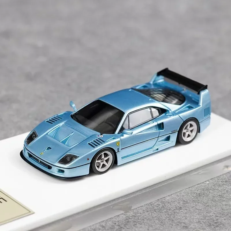 1:64 Prune Horse F40 GTE wersja alarmowa Metal czerwony lodowy niebieski, żywiczny statyczny model symulacyjny samochodu, kolekcja dla dorosłych.