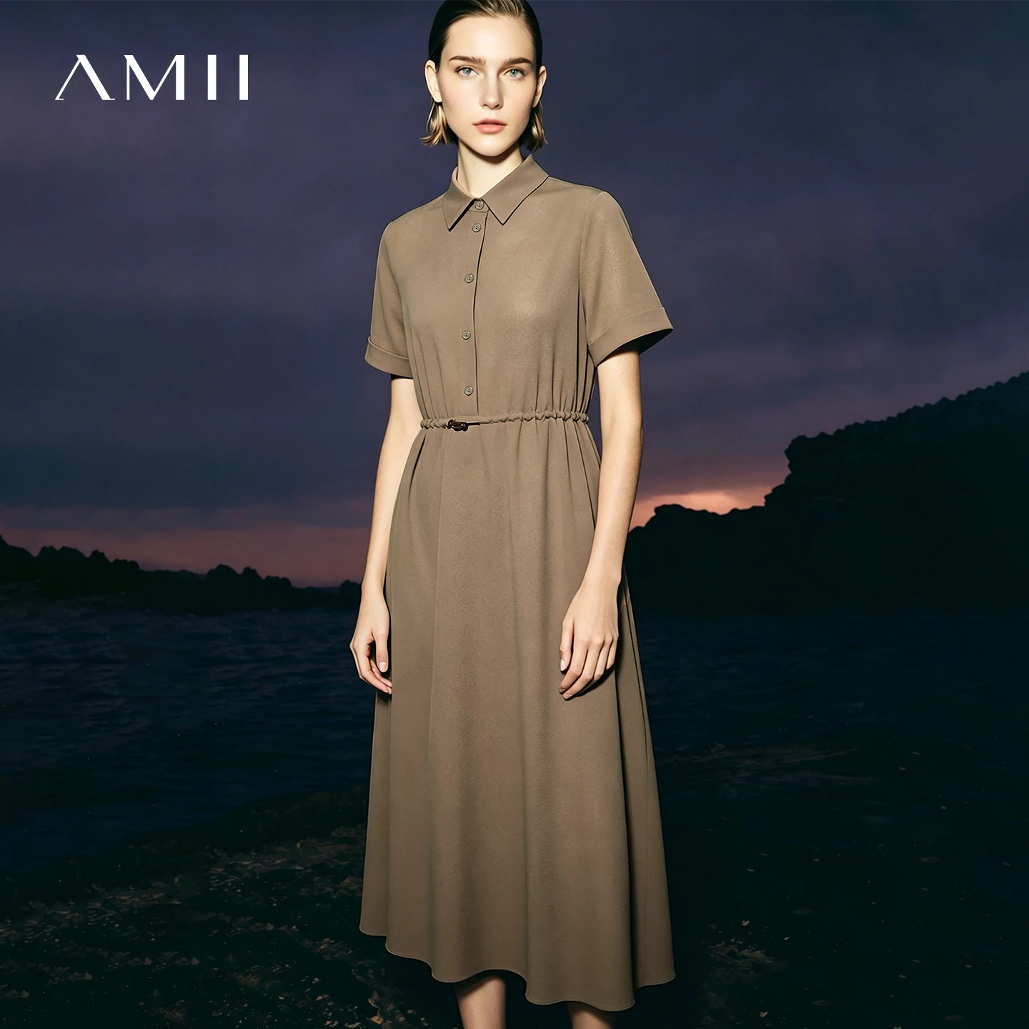 Amii Damenkleid 2026 Sommer Neu Reverskragen Halbarm-Kleid mit Kordelzug Lässiges A-Linien-Midikleid für Damen 12642158