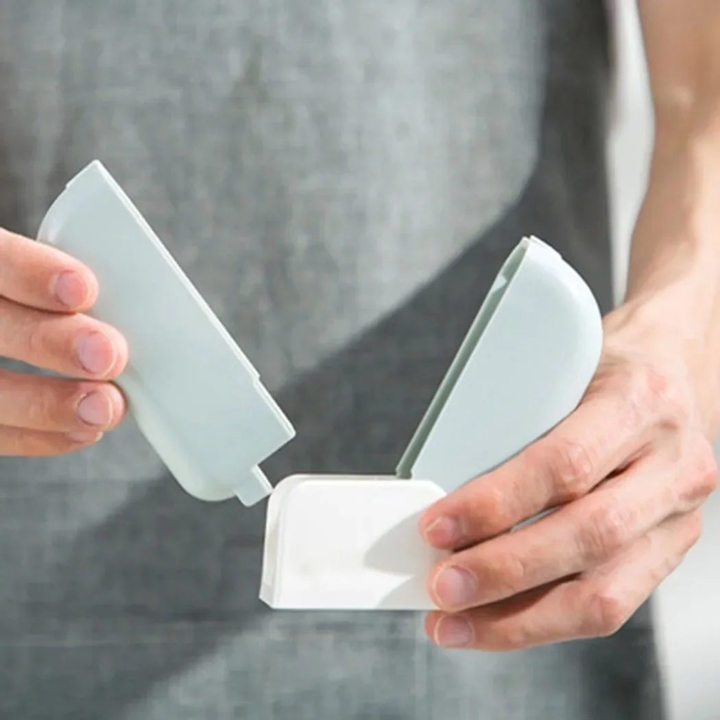 Dustproof Automatic Opening And Closing Rice Spoon Holder Kitchen Plastic Rack Rack* Spoon Automatic Automatically