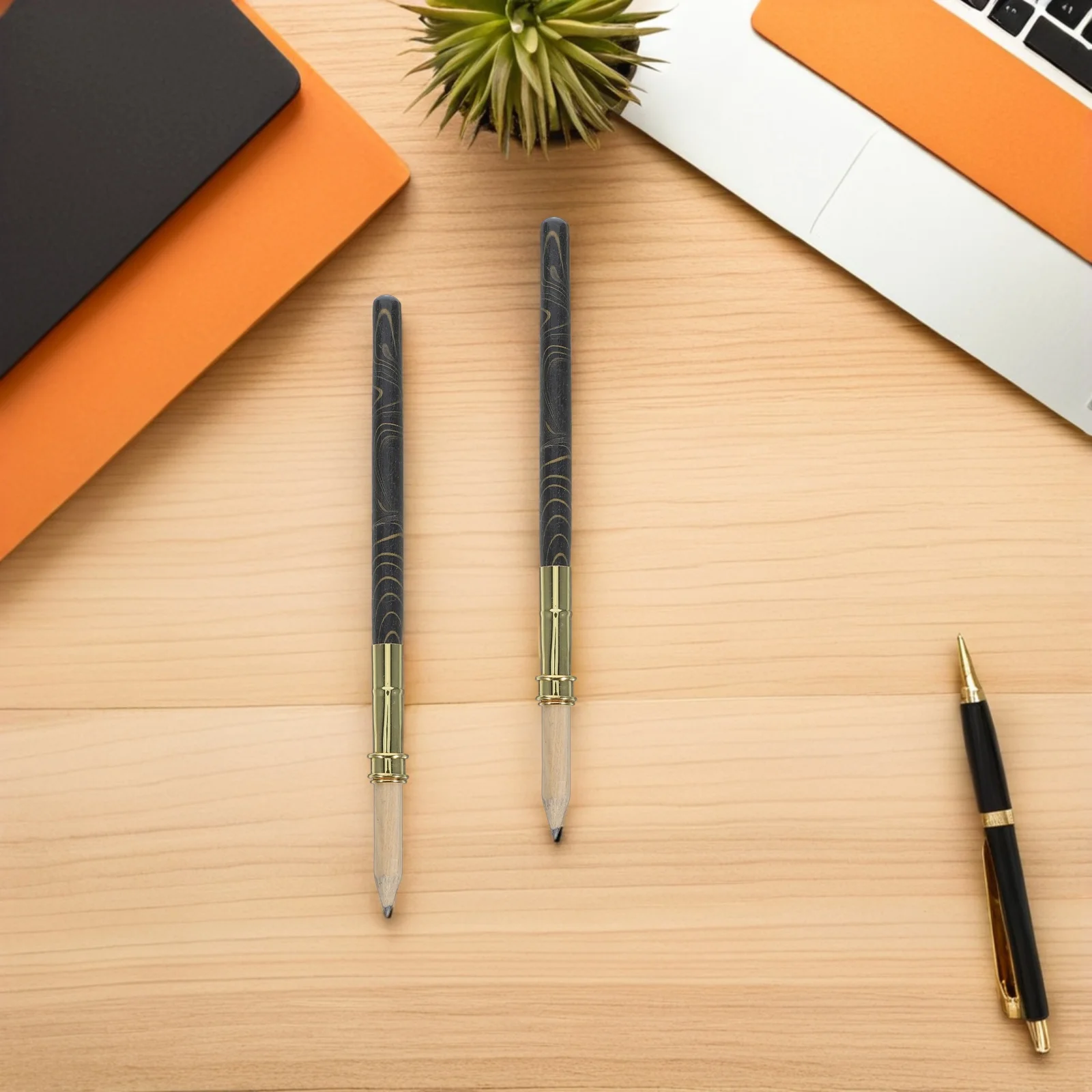 

4Pcs Bamboo Pencil Extenders Ergonomic Holder for Writing Drawing Sketching School Office Art Supplies Pencil Lengthener Tool