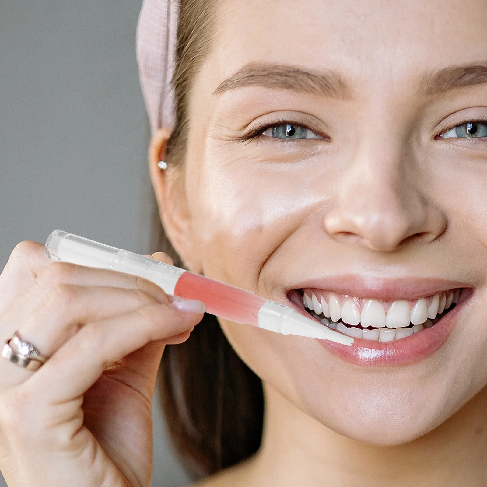 4 قطعة أقلام تزيين الأظافر الفارغة قابلة لإعادة الاستخدام أداة توزيع زيت البشرة مريح مانعة للتسرب حاوية سائلة مانيكير توريد العناية بالبشرة