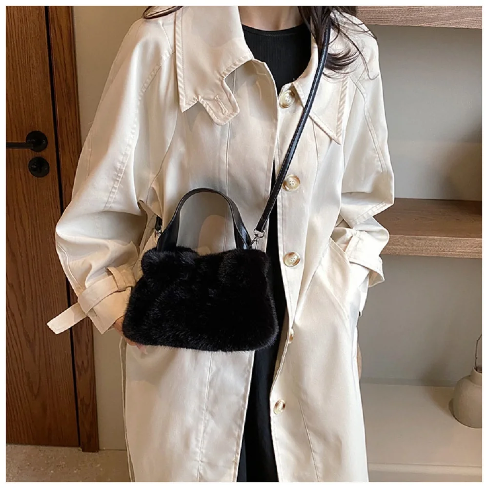 털가방 여성 2023 Fashion Women Faux Fur Handbags Soft Solid Color Plush Cross-Body Portable Winter Warm Designer Casual Lady Handbag