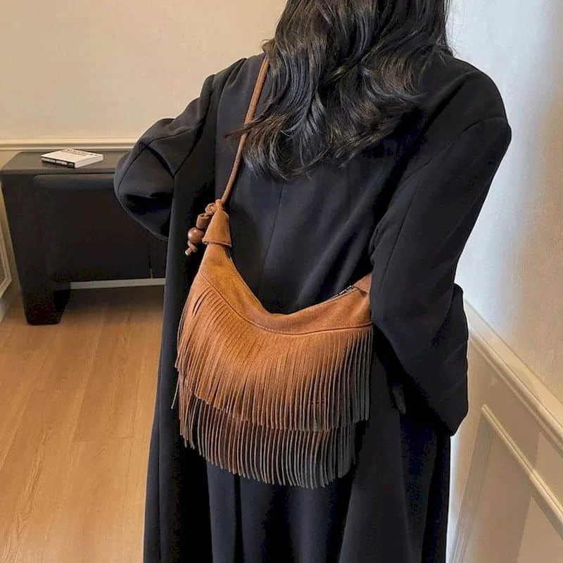 

Crossbody Bags Suede Fabric Tassel Design Casual Aesthetic Office Lady Luxury Shoulder Bags Retro Niche Personalized female Bag