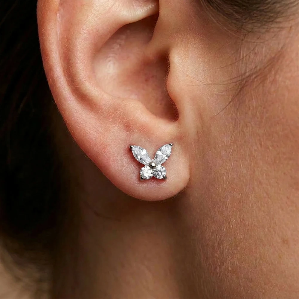 ASTM F136 Titan Butterfly Tiny Trinity CZ Labret Stud 16G Dreifach-CZ-Blumen-Knorpel-Ohrstecker Nasen-Medusa-Ohrlochpiercing – Detail 2
