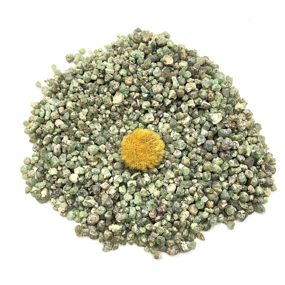 50g/Pack Natural Raw Stone Demantoid Garnet Chips Crystals Quartz Mineral Specimen Collectible Healing Rough Gemstone Home Decor
