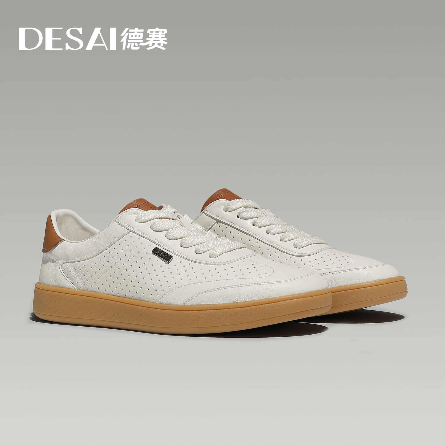 

DESAI Мужские универсальные белые туфли с перфорированной вентиляцией; легкие повседневные плимсоллы