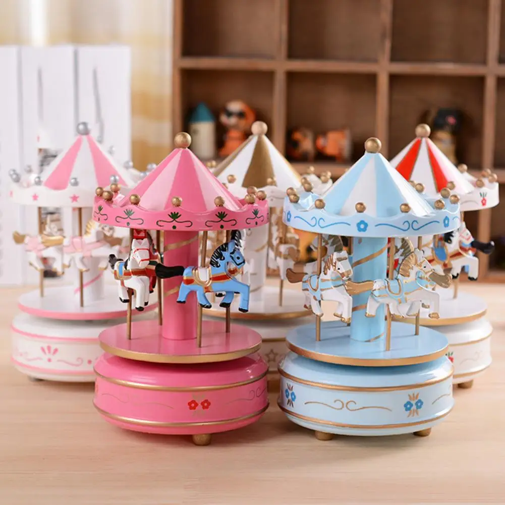 Wooden Carousel Music Box with Rotating Merry-Go-Round Horses, Wind-Up Musical Figurine Home Decor, Birthday Christmas Gift