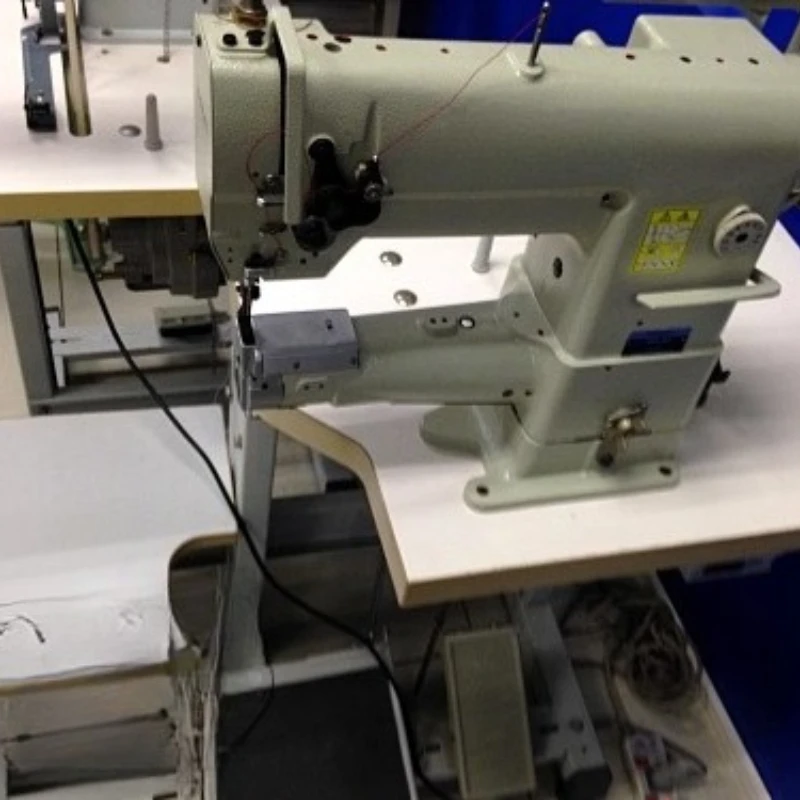 Cylinder type comprehensive feeding large rotary shuttle sewing machine luggage leather high head