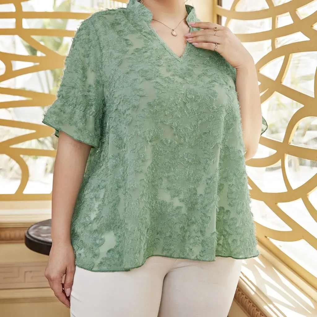 

plus Size Women's Bottoming Shirts Spot European And American Style Tops for Middle Eastern Women