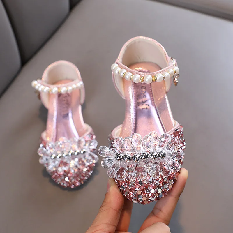 Sandali piatti con paillettes per bambini nuova ragazza sandali con diamanti principessa scarpe in pelle per bambini scarpe da ballo con perle