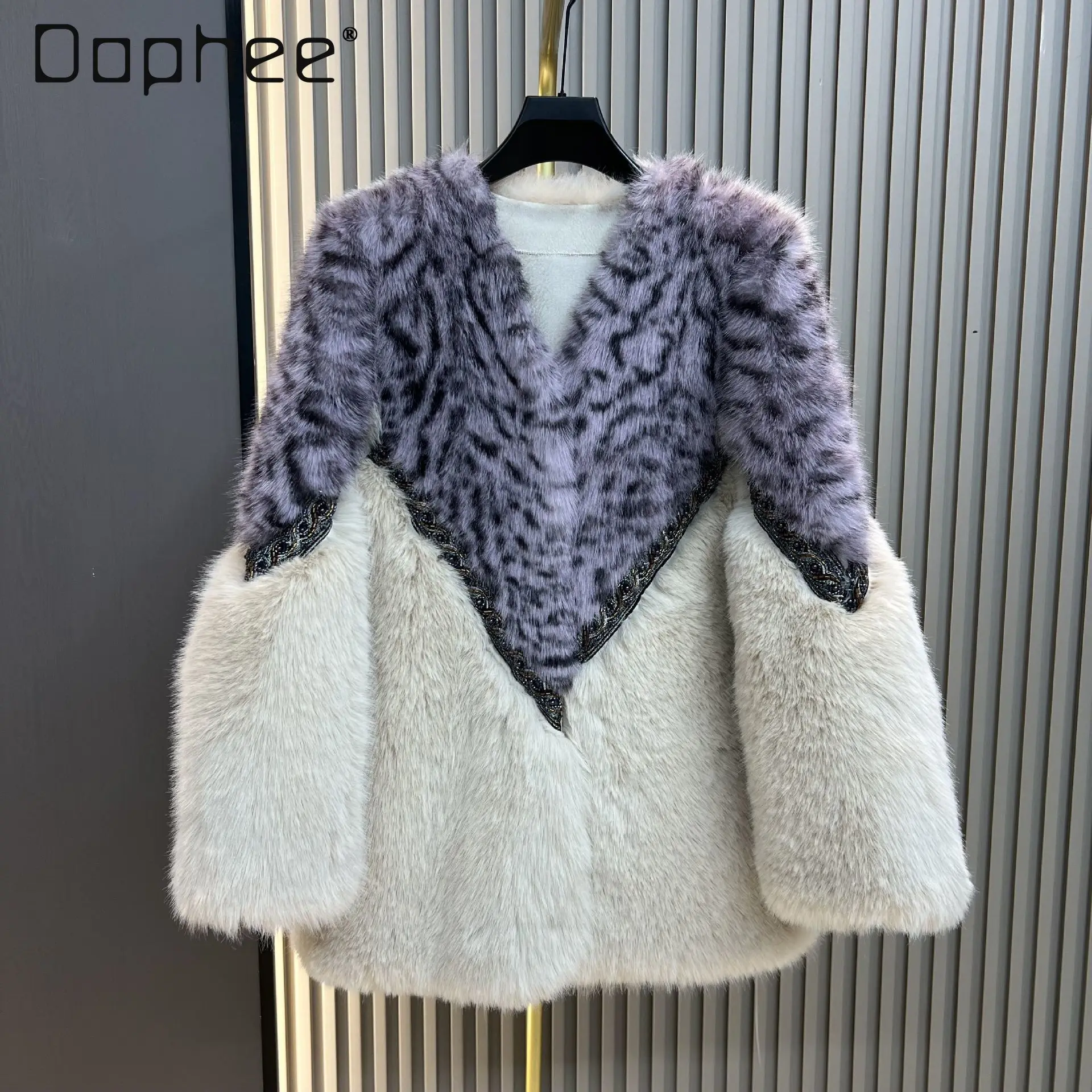 

Цельное пальто из искусственного меха для женщин 25, зимнее новое модное утепленное теплое элегантное пальто из искусственного меха с леопардовым принтом, уменьшающее возраст