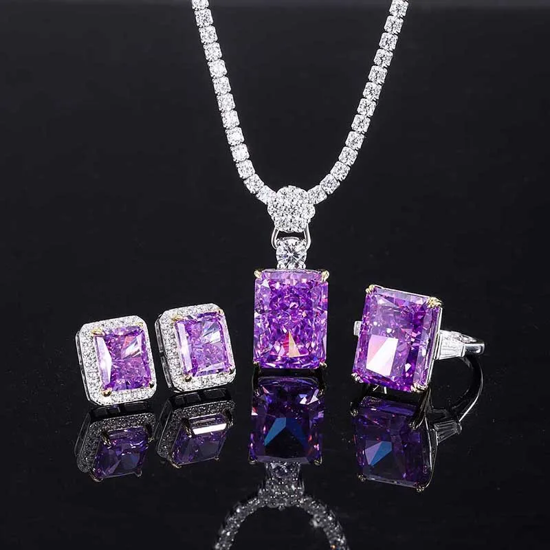 18K Gold Set with PT950 Platinum Popular High Carbon Diamond Purple Diamond Pendant Ring Ear Stud Set Decoration