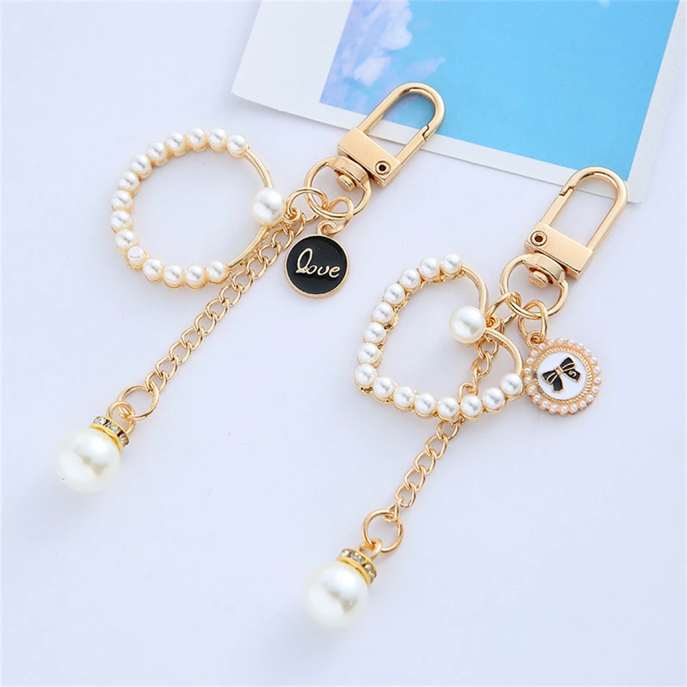 Exquisite Keychain Fashion Pearl Love Flower Keyring Geometric Key Chain Trendy Bag Pendant Charms For Women Gifts Accessories