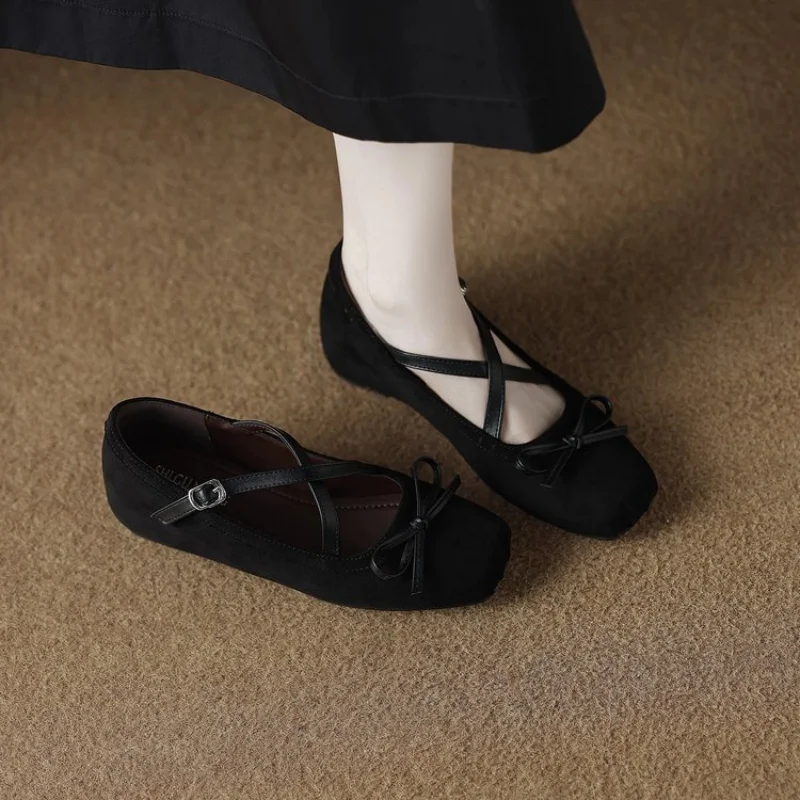Women's Mary Jane Flats Criss-Cross Strap Ballet Flats Bowknot Square Toe Dress Shoes Vintage Casual Walking Shoes for Ladies