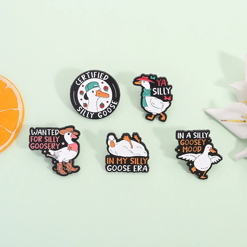 معتمد سخيف أوزة المينا دبوس في عصر أوزة سخيفة في مزاج أوزة سخيفة مضحك بروش شارة التلبيب مجوهرات هدايا للأصدقاء #3