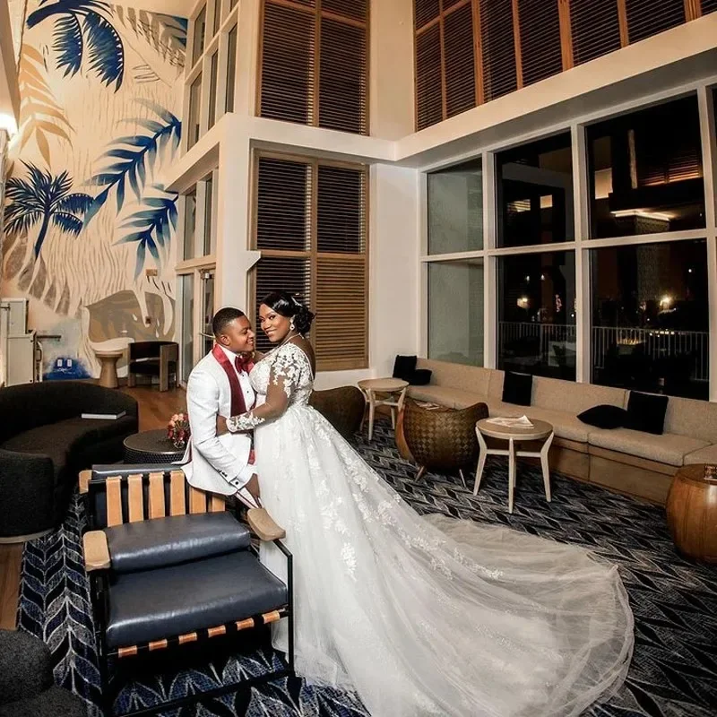 Vestido De Novia personalizado con apliques De encaje y cuello en V para Novia, Vestidos De Novia De manga larga De talla grande, vestido De Novia con espalda baja