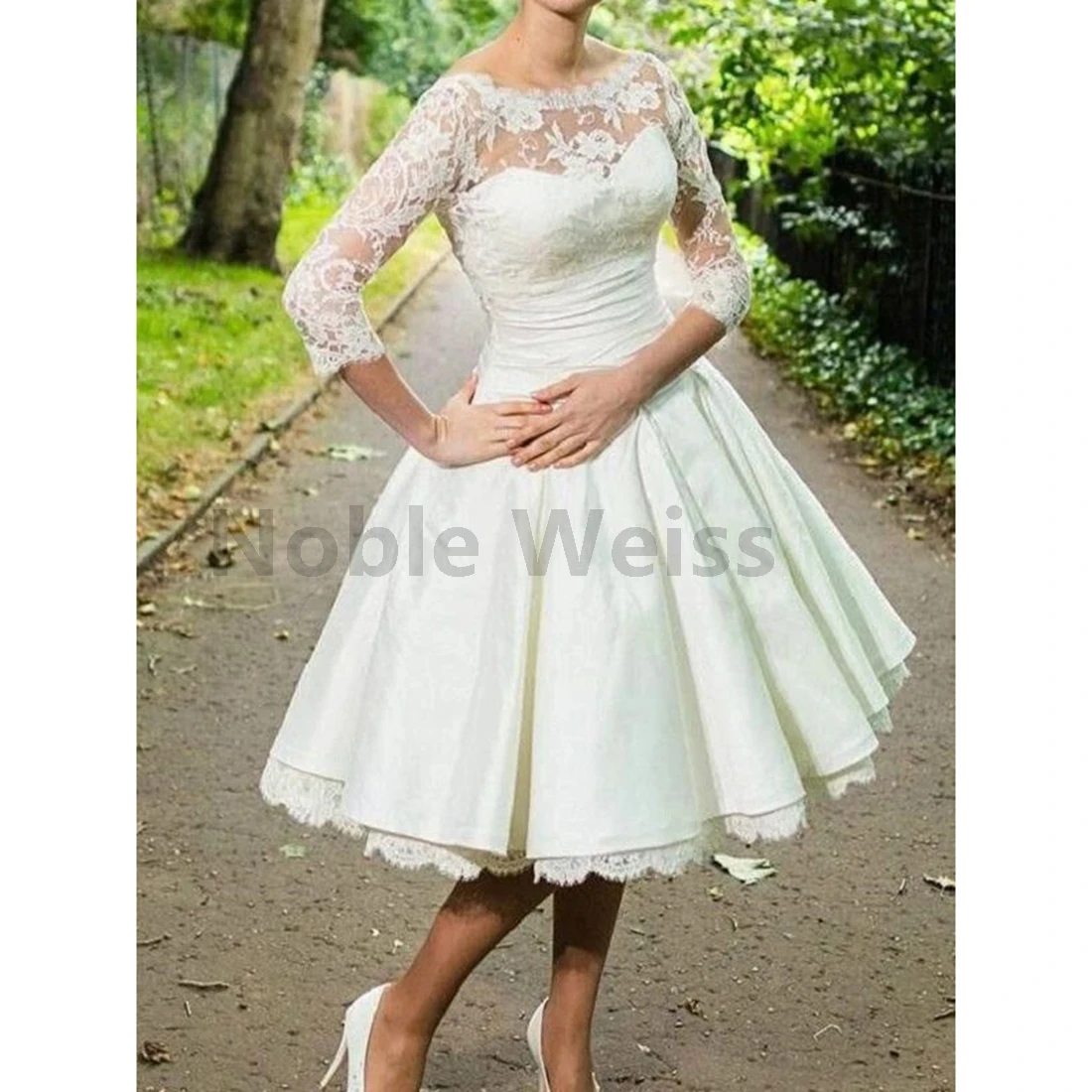 エレガントなサテン A ライン ウェディング ドレス 七分袖 膝丈 レース ブライダル ガウン カスタマイズ