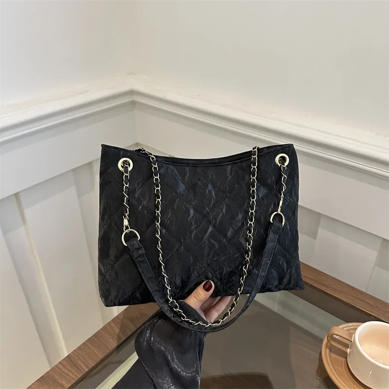 Premium texture rhombus chain handbag large capacity small fragrant tote bag fashionable versatile shoulder bag