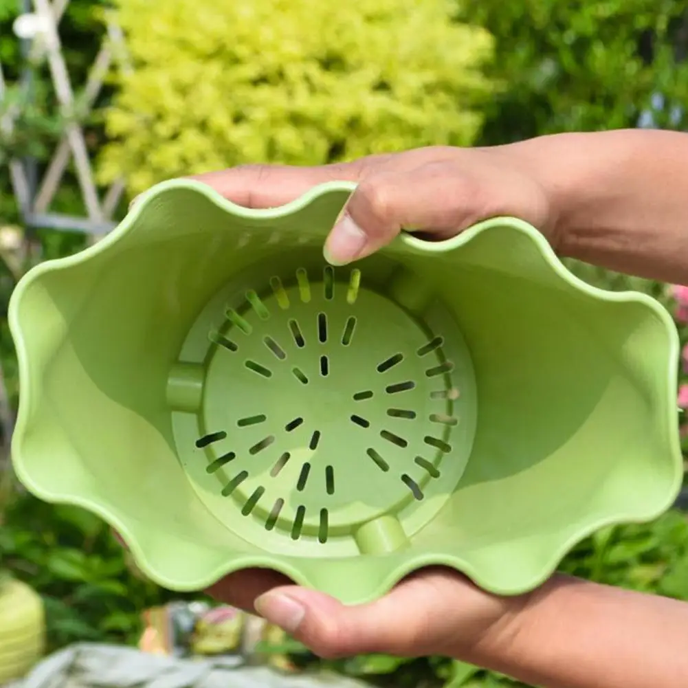 Lightweight Durable Resin Pots Matte Resin Planters for Roses Flower Pots with Drainage Holes Tray Saucers for Indoor for Roses