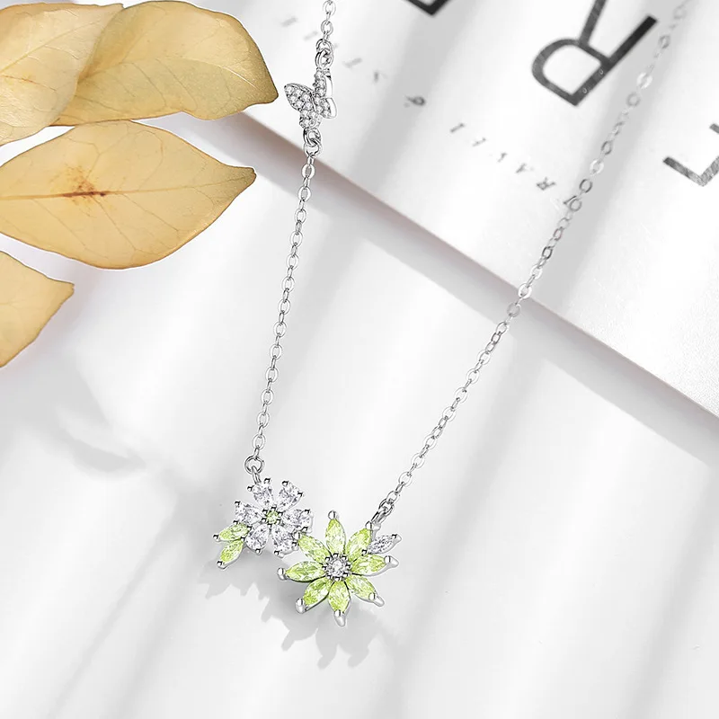 الأوروبي تألق 925 فضة الأخضر زهرة قلادة قلادة AAA تشيكوسلوفاكيا للنساء هدية عيد ميلاد مجوهرات