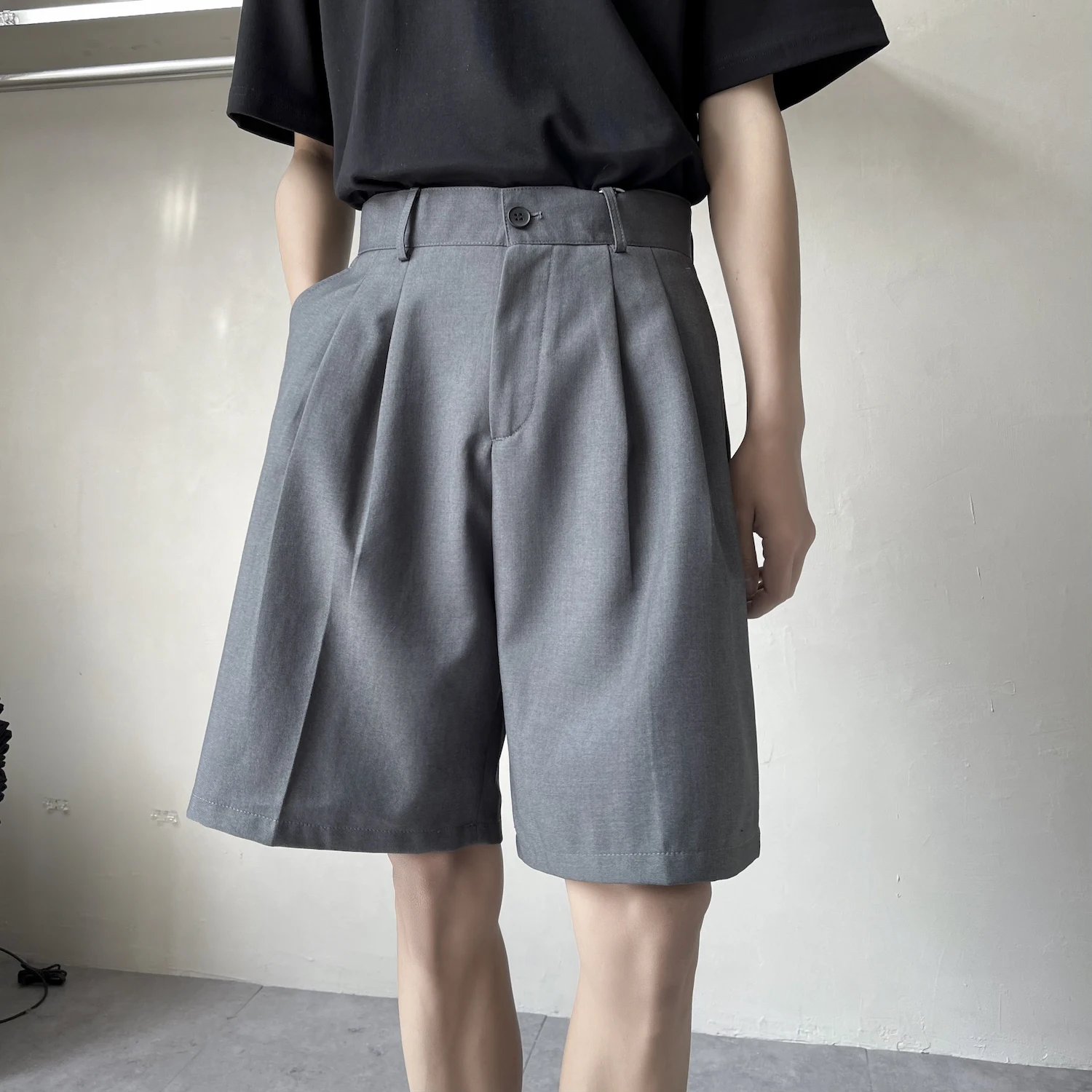 

High Waist Men's Suit orts Trendy Bla Five-Point Casual Pants Loose Fit Summer High-End Feeling Faionable Brand