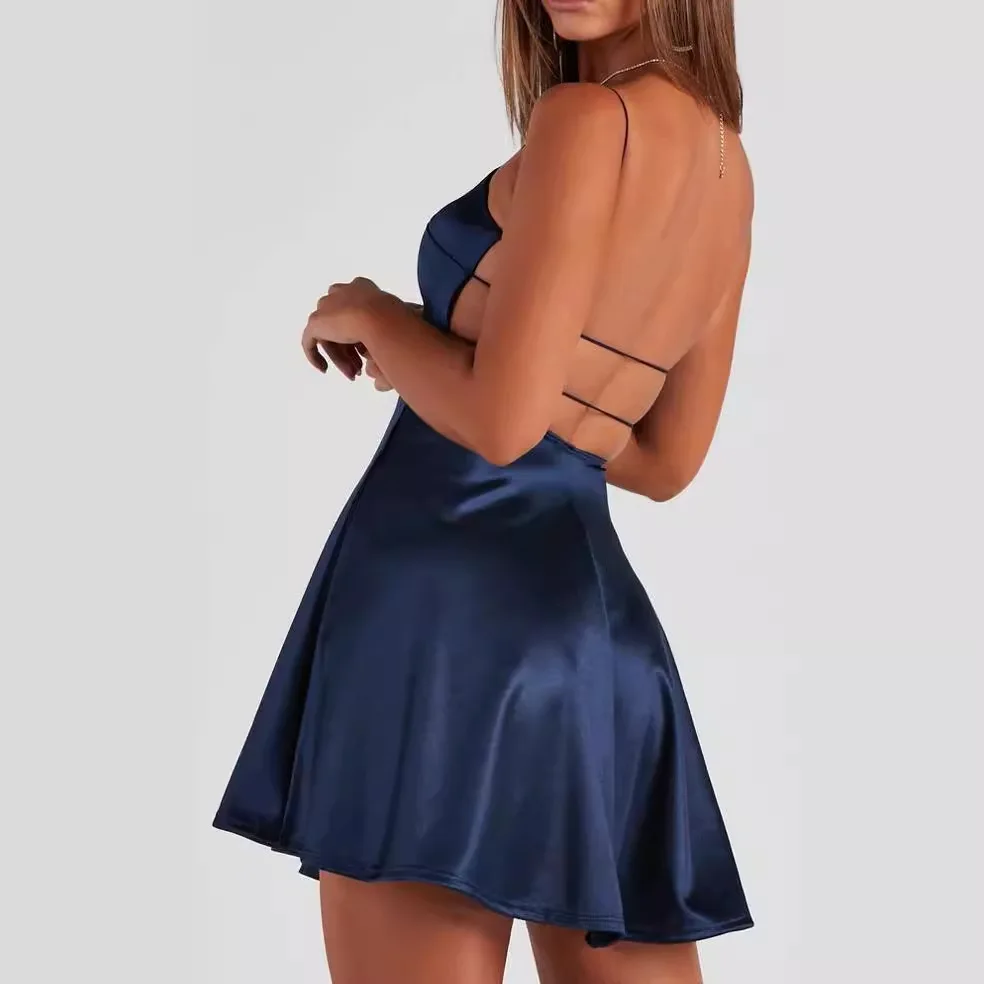 Kurzer Rock, Party, sexy Satinkleid, Hosenträgerkleid, 2025, Herbst und Winter, neues Produkt, modisches Temperament, Retro-Damenbekleidung