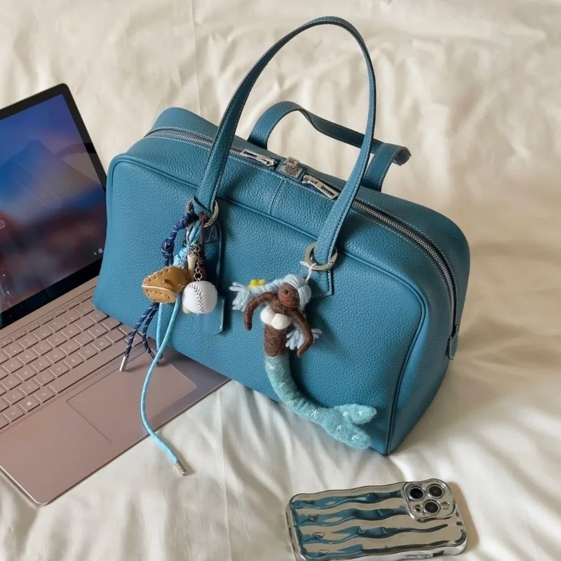 

Branded Premium Leather Boston Bag Blue Large-capacity Rectangular Sports Shoulder Bag Casual And Versatile Travel Tote Bag New