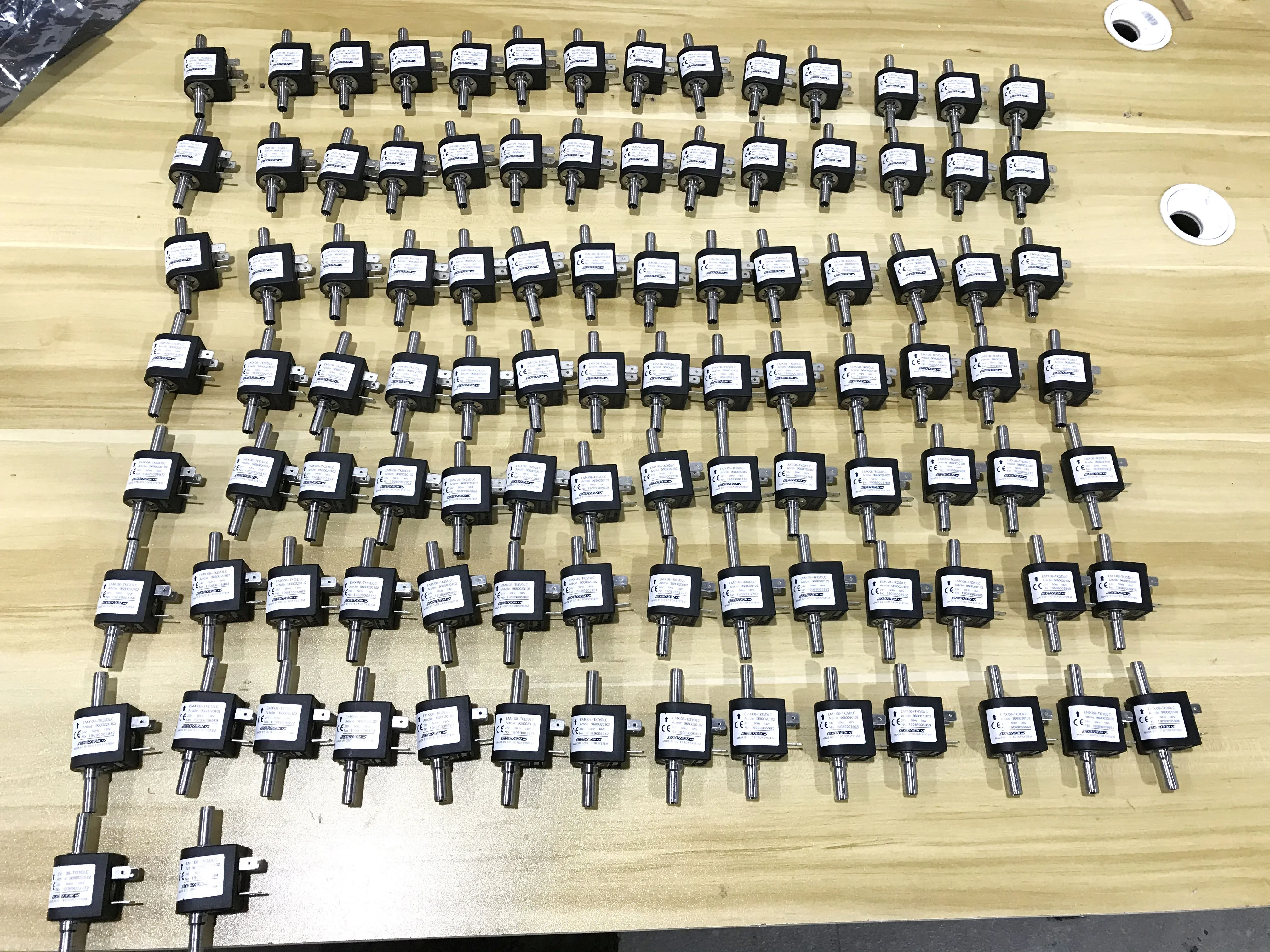 Dobrej jakości i nowa pompa 24V 18W 50Hz EMX08-TKD do elektromagnetycznego drukowania na szkle