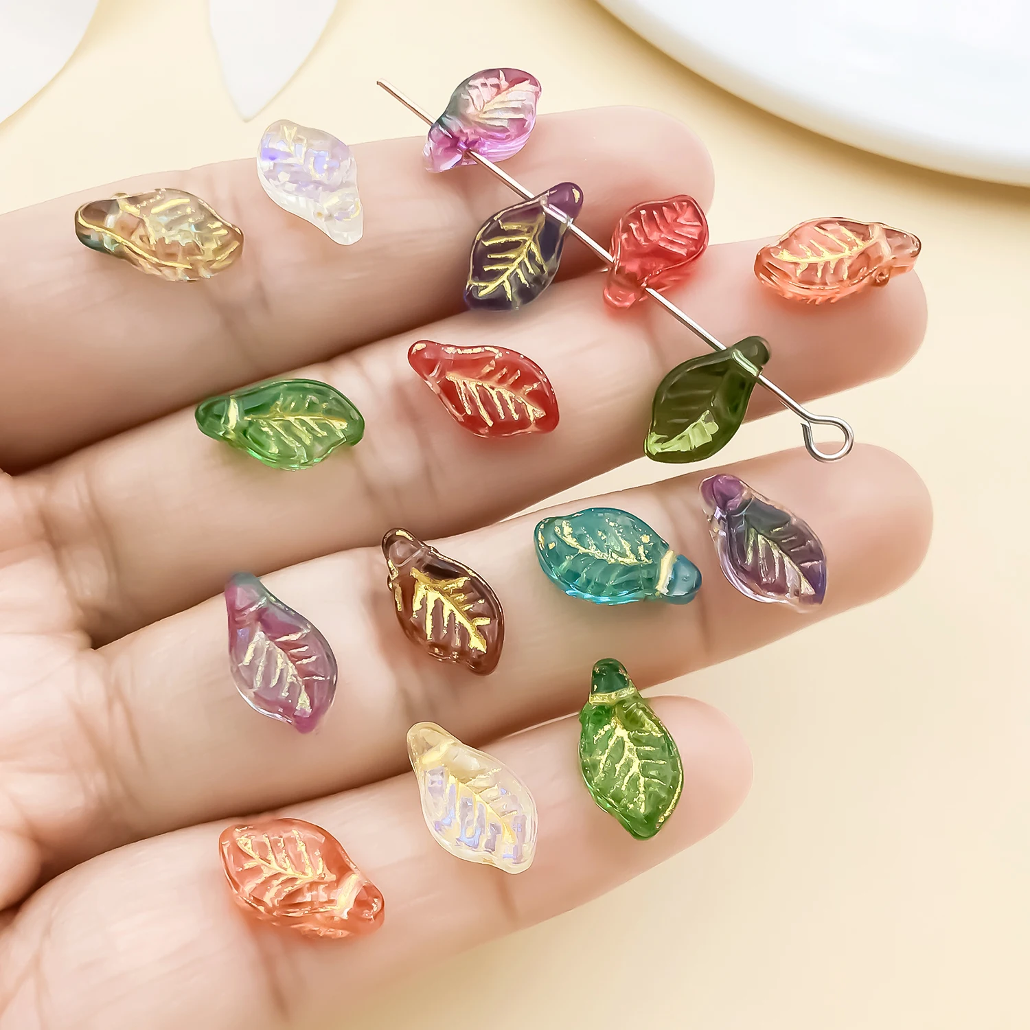 20-100pcs 7x12mm Gold-Trimmed Mini Laurel Leaves Glass Loose Beads For Jewelry Making Findings DIY Bracelets & Necklace Supplies