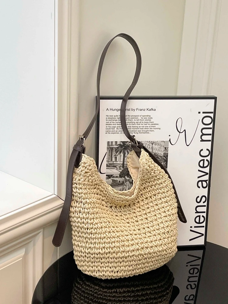 Large Capacity Straw Woven Tote Bag Women's Crossbody Shoulder Bag Fashionable Versatile Beach Vacation Handbag
