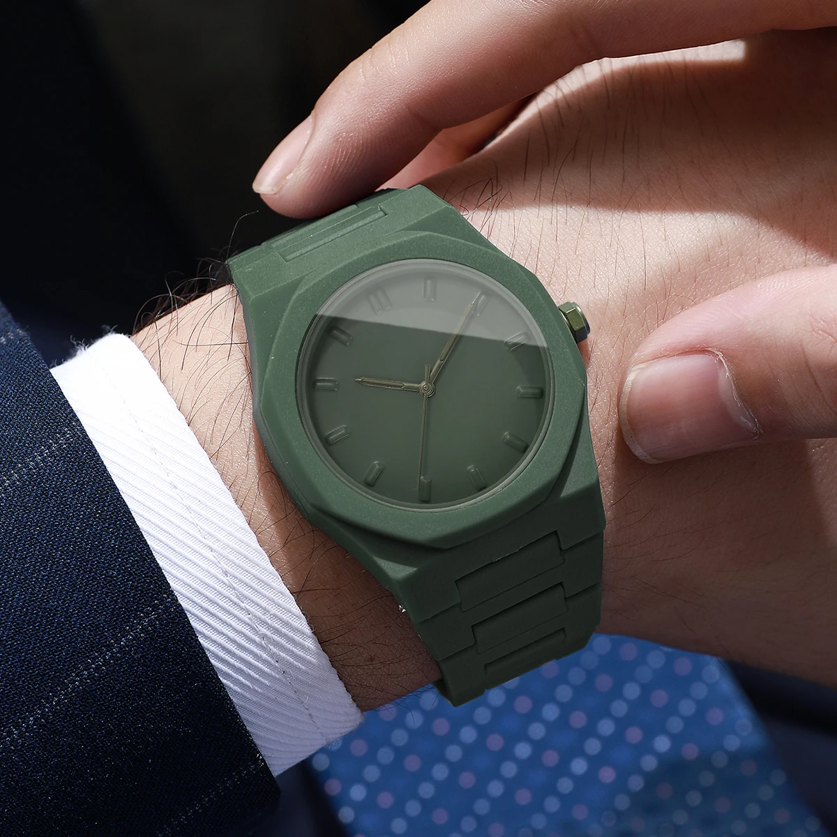 5Pcs Men's Gift Watch Fashion Simple Scale Dial Handsome Classic Versatile Casual Trend Quartz Watch( Box Not Included)